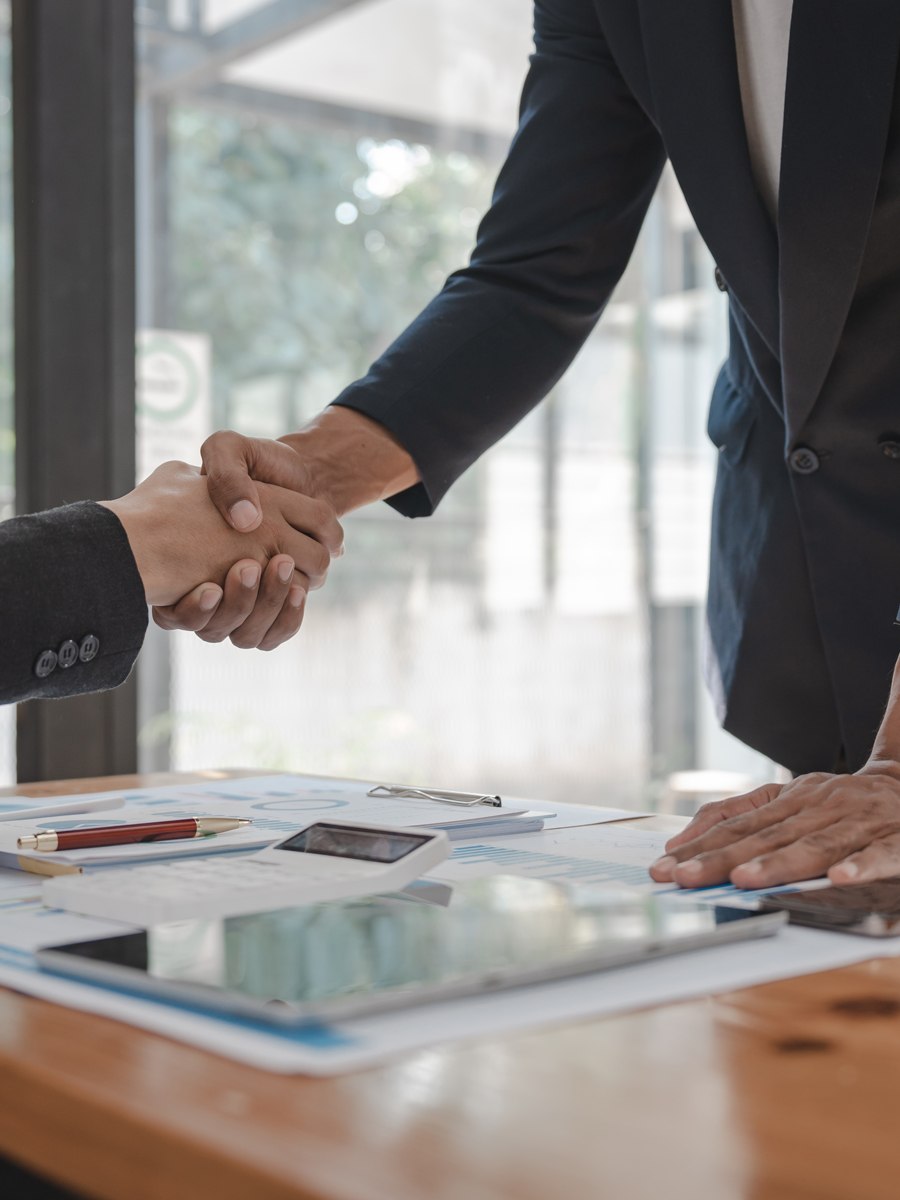 Equipe Poliglota e com experiência em Comércio Exterior